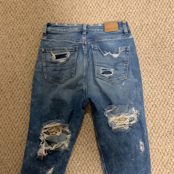 American eagle blue ripped jeans - Picture 3 of 3